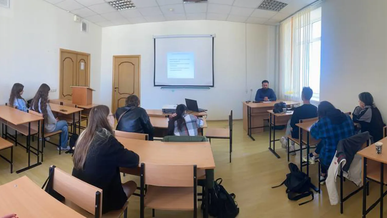 ПРОДОВЖЕННЯ ПЛІДНОЇ СПІВПРАЦІ З ВИПУСКНИКАМИ-СТЕЙКХОЛДЕРАМИ